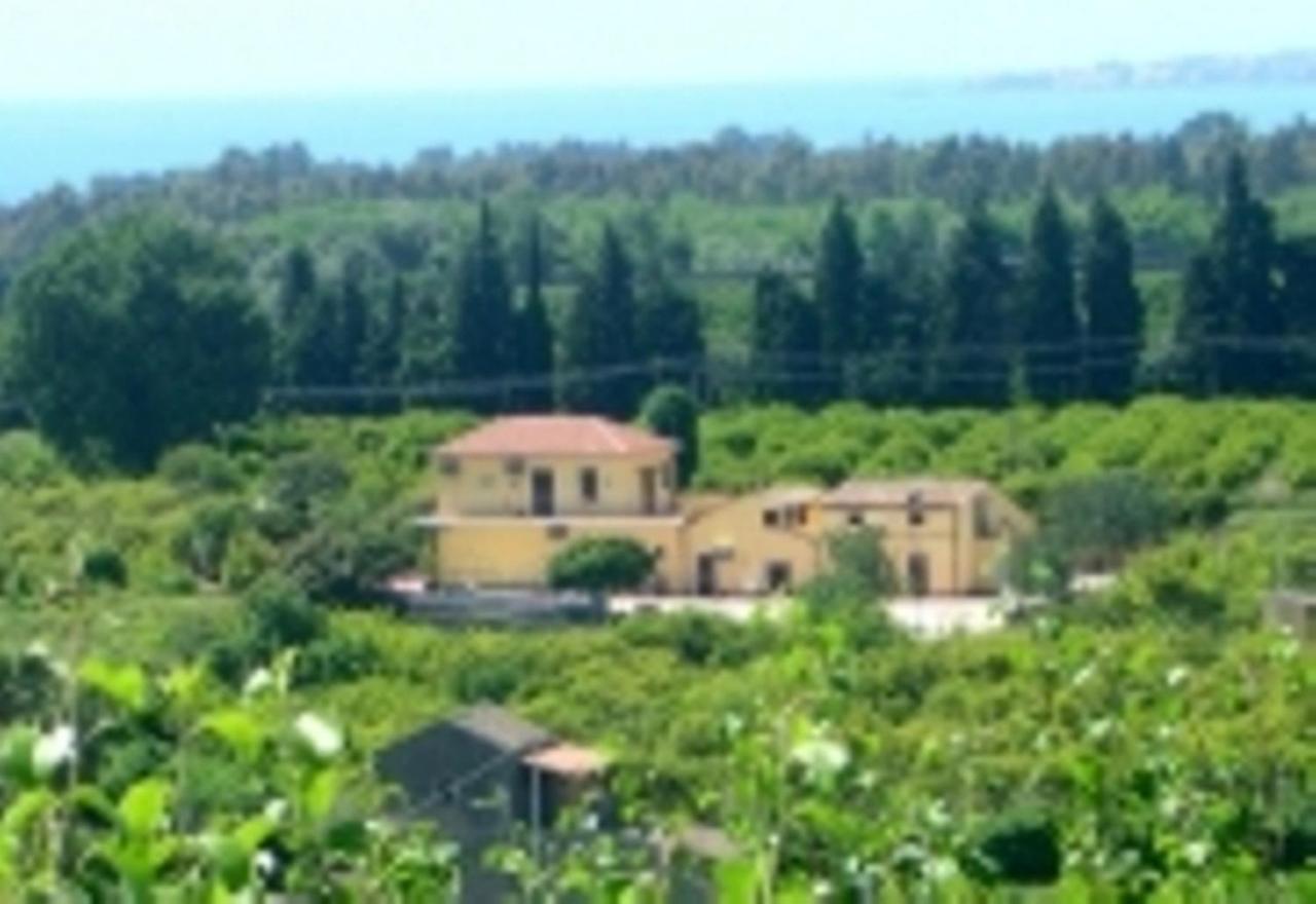 Villa Oasi Del Fiumefreddo Fiumefreddo di Sicilia Exterior foto